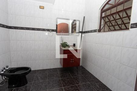 Casa para alugar com 400m², 3 quartos e 4 vagas Casa para alugar com 400m², 3 quartos e 4 vagasLavabo