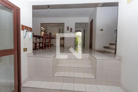 Casa para alugar com 400m², 3 quartos e 4 vagas Casa para alugar com 400m², 3 quartos e 4 vagasEntrada cozinha