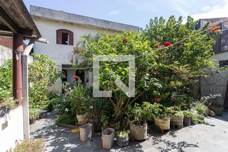 Casa para alugar com 400m², 3 quartos e 4 vagas Casa para alugar com 400m², 3 quartos e 4 vagasJardim