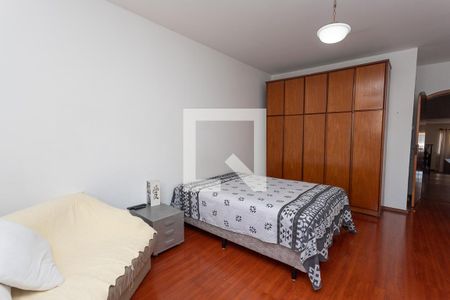 Casa para alugar com 400m², 3 quartos e 4 vagas Casa para alugar com 400m², 3 quartos e 4 vagasQuarto 2