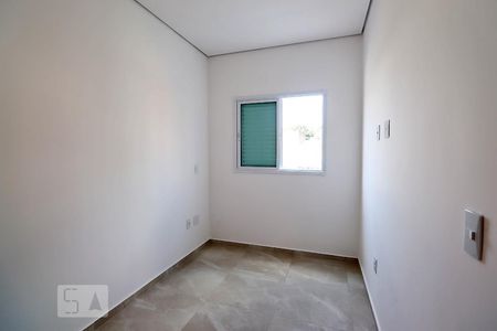 Quarto 2 de apartamento para alugar com 2 quartos, 44m² em Vila São Pedro, Santo André