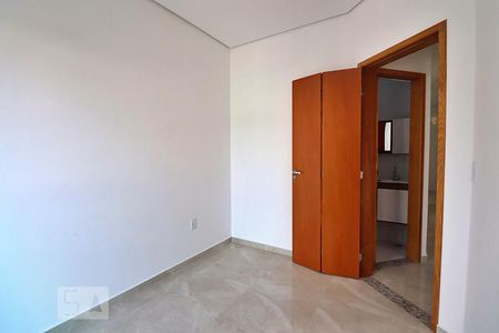 Quarto 1 de apartamento para alugar com 2 quartos, 44m² em Vila São Pedro, Santo André