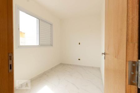 Quarto 1 de apartamento para alugar com 2 quartos, 41m² em Vila Mazzei, São Paulo