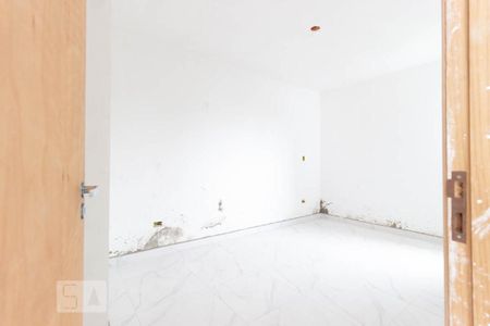 Quarto 1 de apartamento para alugar com 2 quartos, 49m² em Vila Mazzei, São Paulo