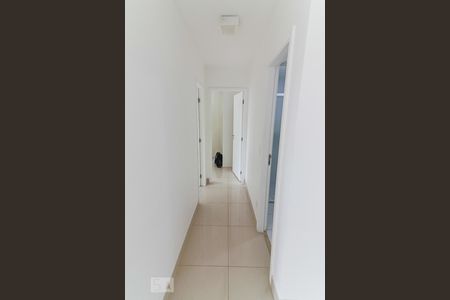Corredor de apartamento para alugar com 2 quartos, 60m² em Jardim das Vertentes, São Paulo