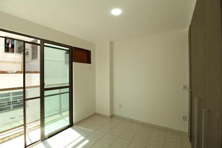 Quarto de apartamento para alugar com 2 quartos, 85m² em Recreio dos Bandeirantes, Rio de Janeiro