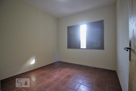 Quarto 1 de casa para alugar com 3 quartos, 140m² em Parque Ipê, São Paulo