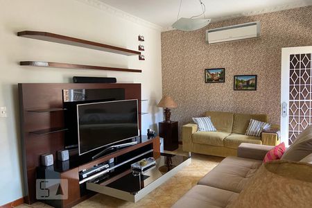 Sala de casa à venda com 3 quartos, 150m² em Higienópolis, Rio de Janeiro