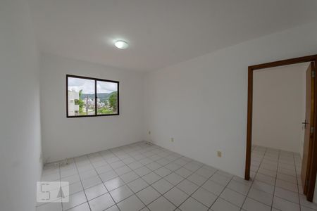 Sala de apartamento para alugar com 2 quartos, 54m² em Itacorubi, Florianópolis