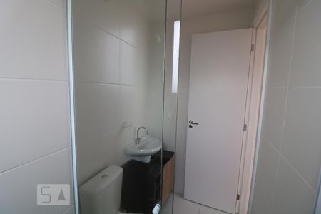 Banheiro suite de apartamento para alugar com 1 quarto, 27m² em Jardim Planalto, São Paulo