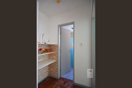 Corredor de apartamento à venda com 1 quarto, 45m² em Jardim Dona Leopoldina, Porto Alegre