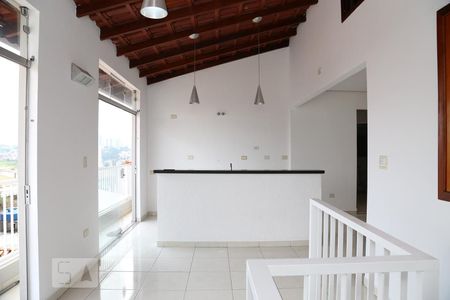 Sala/Cozinha de casa para alugar com 2 quartos, 80m² em Jardim Ana Maria, São Paulo