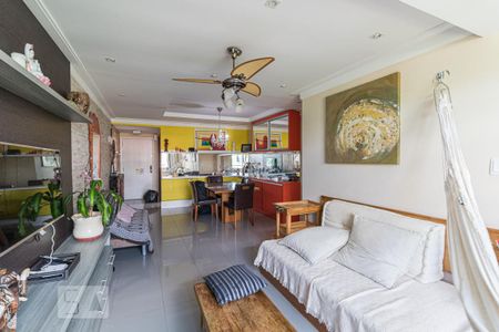 Sala de apartamento à venda com 3 quartos, 120m² em Vila Ipiranga, Porto Alegre