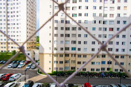 Vista da sala de apartamento para alugar com 2 quartos, 42m² em Parque São Vicente, Santo André