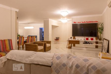 Sala de casa à venda com 6 quartos, 430m² em Bela Aliança, São Paulo