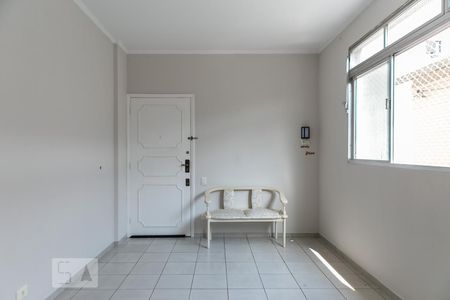 Sala de apartamento para alugar com 2 quartos, 70m² em Marapé, Santos