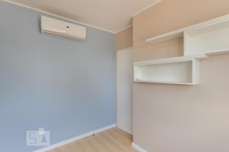 Quarto 2 de apartamento para alugar com 2 quartos, 52m² em Sarandi, Porto Alegre