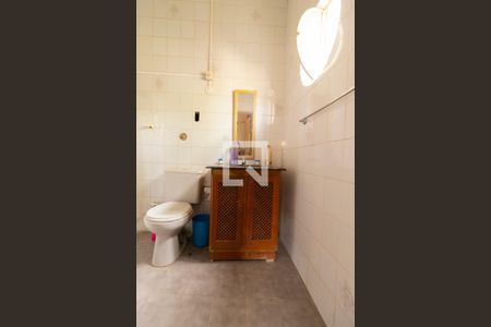 Casa para alugar com 96m², 2 quartos e 3 vagas Casa para alugar com 96m², 2 quartos e 3 vagasBanheiro da Suíte