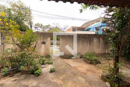 Casa para alugar com 96m², 2 quartos e 3 vagas Casa para alugar com 96m², 2 quartos e 3 vagasEntrada