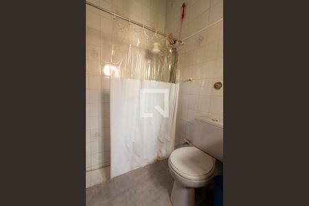 Casa para alugar com 96m², 2 quartos e 3 vagas Casa para alugar com 96m², 2 quartos e 3 vagasBanheiro da Suíte