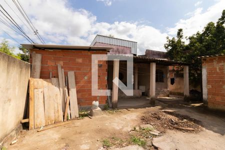 Casa para alugar com 96m², 2 quartos e 3 vagas Casa para alugar com 96m², 2 quartos e 3 vagasQuintal