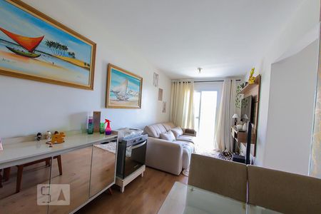 Sala de apartamento para alugar com 2 quartos, 57m² em Vila Silveira, Guarulhos