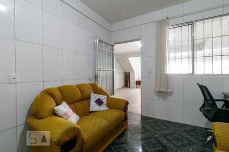 Sala de casa para alugar com 3 quartos, 120m² em Conjunto Habitacional A E Carvalho, São Paulo