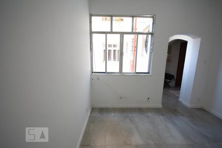 Sala de apartamento para alugar com 1 quarto, 60m² em Santa Teresa, Rio de Janeiro