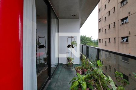 Varanda de apartamento para alugar com 3 quartos, 200m² em Higienópolis, São Paulo