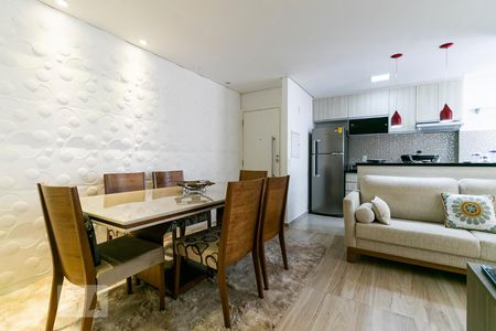 Sala de apartamento para alugar com 2 quartos, 50m² em Vila Bertioga, São Paulo