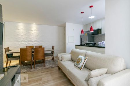 Sala de apartamento para alugar com 2 quartos, 50m² em Vila Bertioga, São Paulo