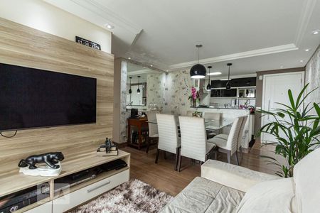 Sala de apartamento à venda com 3 quartos, 70m² em Vila Suzana, São Paulo