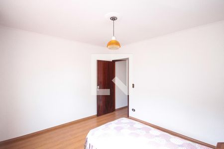 Quarto de casa para alugar com 3 quartos, 180m² em Vila Ema, São Paulo