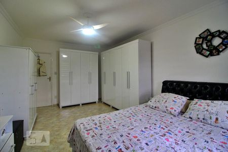 Quarto 1 de casa para alugar com 3 quartos, 241m² em Utinga, Santo André