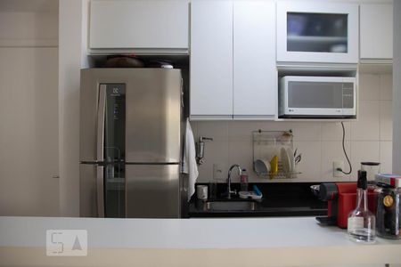 Cozinha de apartamento à venda com 1 quarto, 40m² em Vila Itapura, Campinas