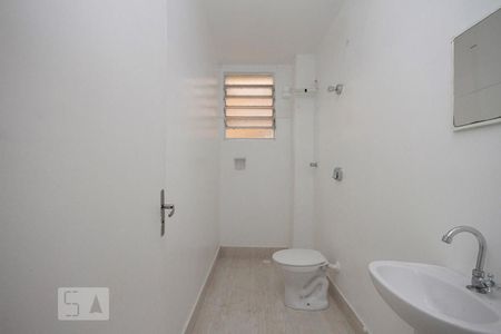 Banheiro de apartamento para alugar com 1 quarto, 69m² em Bela Vista, São Paulo