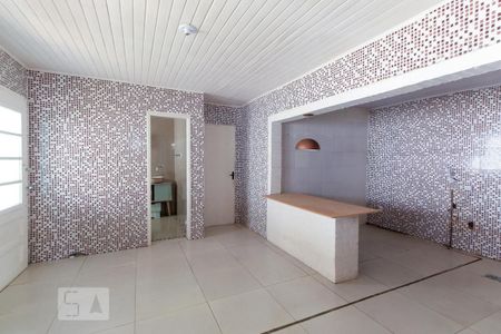 Sala de casa à venda com 2 quartos, 120m² em Partenon, Porto Alegre