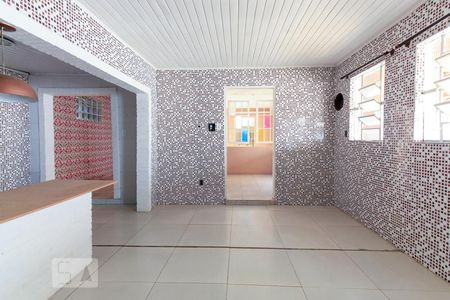 Sala de casa à venda com 2 quartos, 120m² em Partenon, Porto Alegre