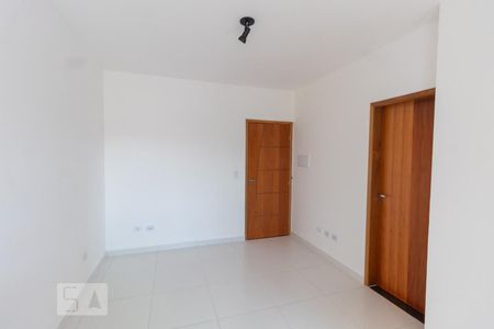 Sala de apartamento para alugar com 2 quartos, 40m² em Vila Nhocune, São Paulo