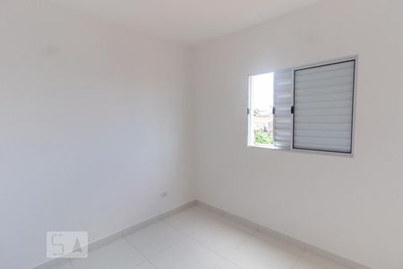 Quarto 1 de apartamento para alugar com 2 quartos, 40m² em Vila Nhocune, São Paulo