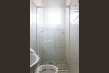 Banheiro de apartamento para alugar com 1 quarto, 65m² em Jardim Miriam, São Paulo