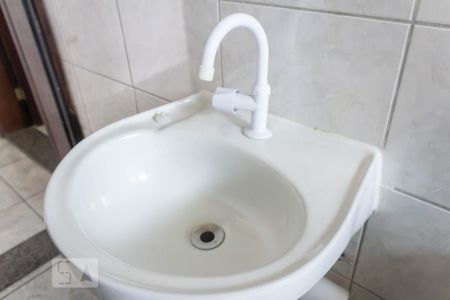 Banheiro de apartamento para alugar com 1 quarto, 65m² em Jardim Miriam, São Paulo