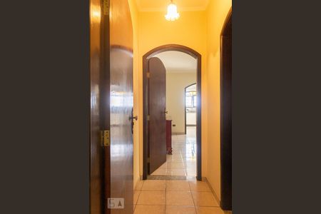 Sala de casa à venda com 5 quartos, 527m² em Jardim Miriam, São Paulo