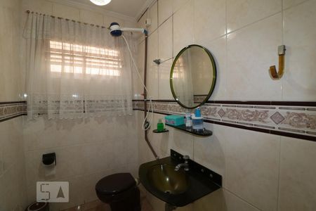 Lavabo de casa para alugar com 4 quartos, 200m² em Vila Carrão, São Paulo