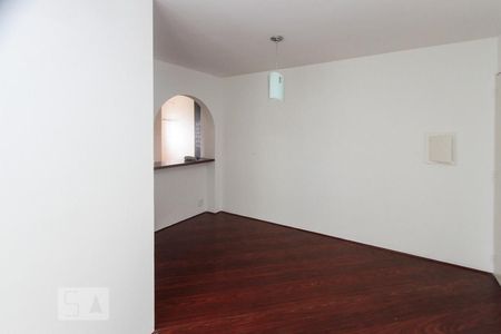 Sala de apartamento para alugar com 2 quartos, 49m² em Quinta da Paineira, São Paulo