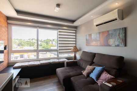 Sala de apartamento para alugar com 3 quartos, 75m² em Medianeira, Porto Alegre