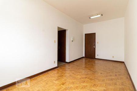 Sala de apartamento para alugar com 1 quarto, 55m² em Liberdade, São Paulo