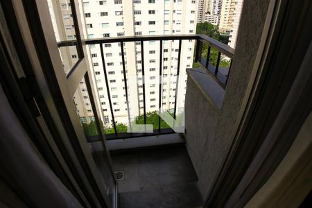 Sacada 2 de apartamento à venda com 3 quartos, 155m² em Jardim Londrina, São Paulo