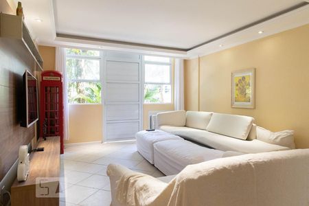 Sala de casa de condomínio para alugar com 3 quartos, 220m² em Recreio dos Bandeirantes, Rio de Janeiro