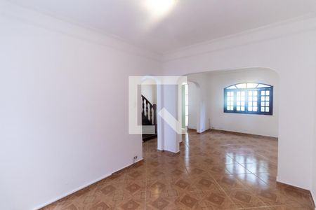 Sala de casa de condomínio para alugar com 3 quartos, 120m² em Cerqueira César, São Paulo